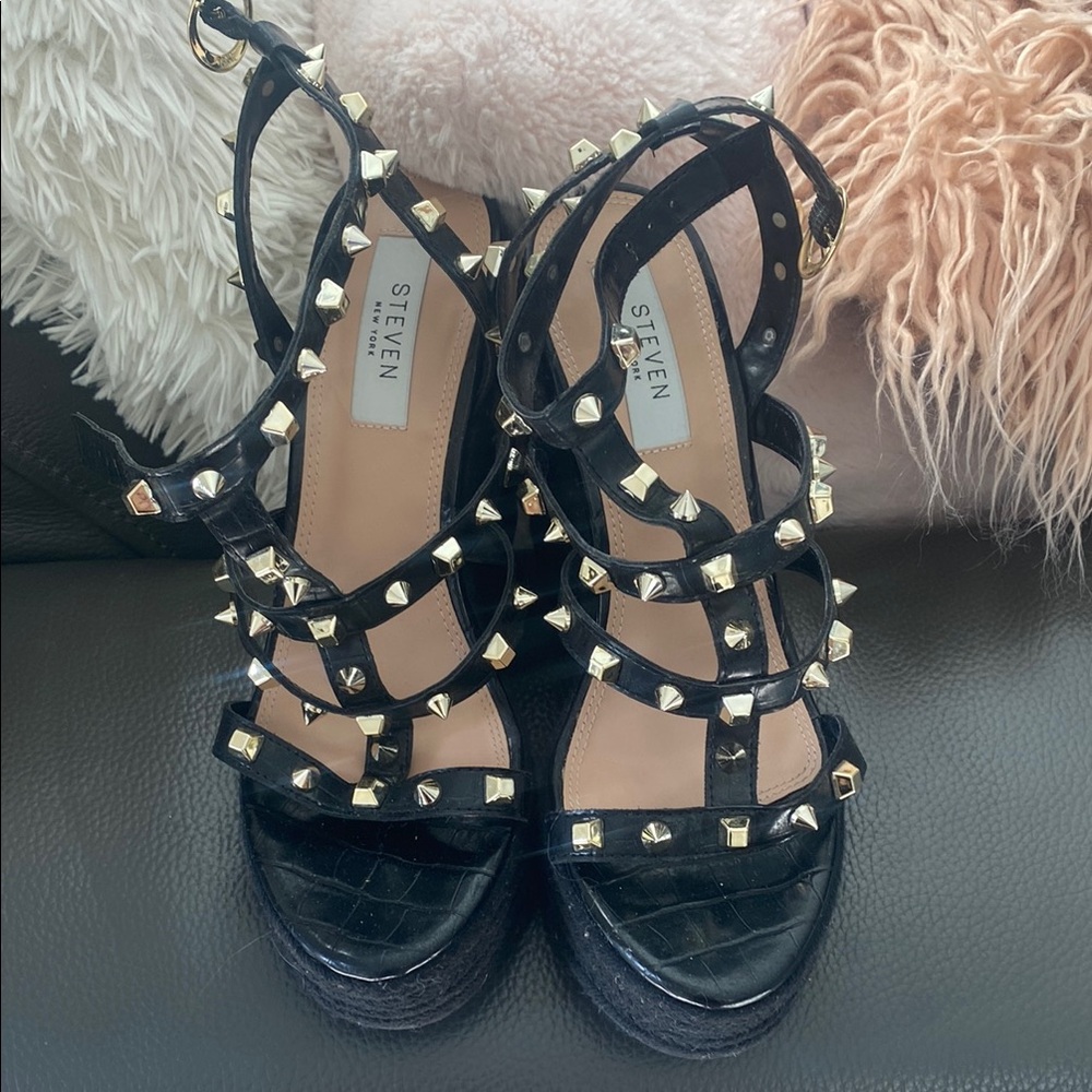 Steven By Steve Madden Black and Gold Studded Sandals